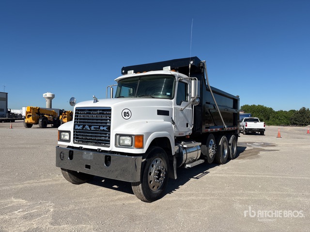 2006 Mack CHN613 Tri/A Dump Truck