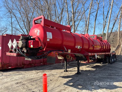 1992 Thompson 2900 gal T/A Vacuum Tanker Trailer