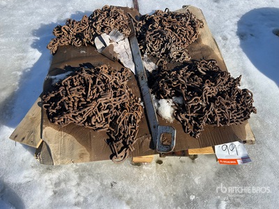 Quantity of (4) Tire Chain Divers