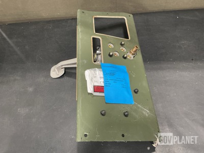 12505356 Vehicular Components Bracket