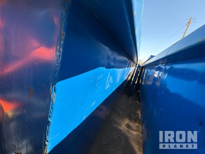22 ft 30 cyd Roll-Off Container