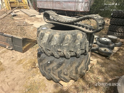 Quantity of (2) 17.5-24 Banden