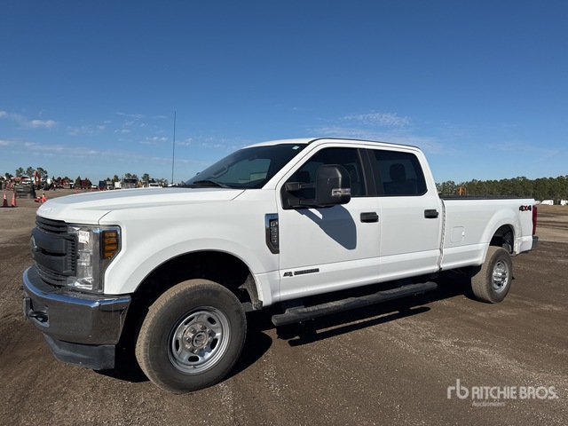 2018 Ford F-350 2018 Ford F-350 Xl 4X4 Crew Cab Pickup