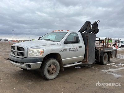 2007 Hiab 055 CLX 1580 kg Knuckle Boom on 2007 Dodge Ram 3500 SLT 4x4 Boom Truck