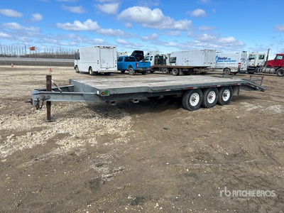 2010 Oakwood 7000 lb Tri/A Equipment Trailer
