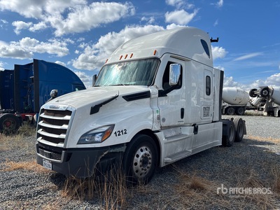 2022 Freightliner Cascadia 126 6x4 T/A Sleeper Truck Tractor
