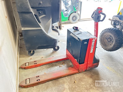 2021 Linde MT20 4425 lb Electric Pallet Jack (Inoperable)