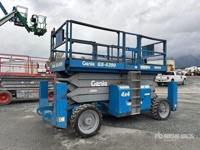 2002 Genie GS-4390 4x4 Dual Fuel Hebebühne