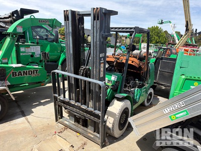 2017 Mitsubishi FG50NGLE 10000 lb 4x2 Rough Terrain Forklift (Inoperable)