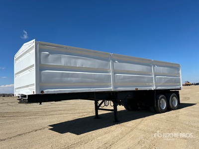 1998 Courtney Berg T/A End Dump Trailer
