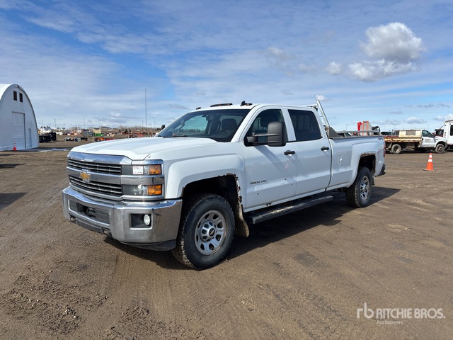 2015 Chevrolet Silverado 3500 Hd 2015 Chevrolet Silverado 3500Hd Lt 4X4 Crew Cab Pickup