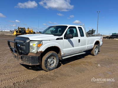 2012 Ford F-350 XL 4x4 Extended Cab Pickup