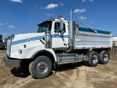 2004 Western Star 4900 6x4 Camion à benne tandem
