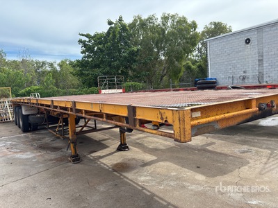 2011 Barker 13.6 m Tri/A Remolque caja abierta