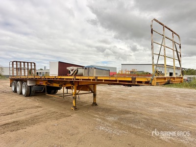 2011 Barker 13.6 m Tri/A Przyczepa płaska