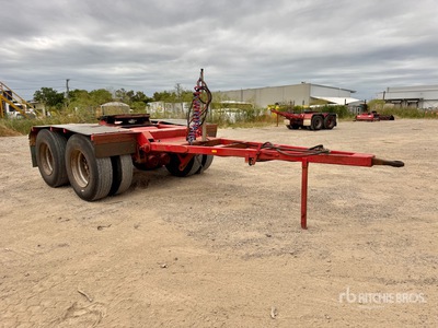 1987 Haulmark Bogie/A Road Train عربة صغيرة