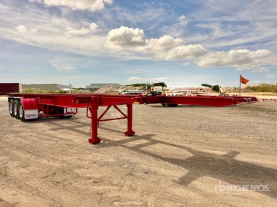 1999 MaxiTrans 13.4 m Tri/A Container Trailer