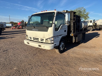2007 Isuzu NQR 4x2 Sealcoat Truck