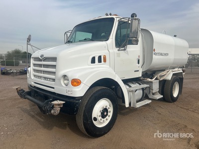 2006 Sterling L7500 2000 gal 4x2 Water Truck