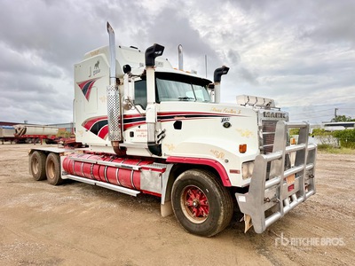 2005 Mack CLR866RSX Titan 6x4 T/A Sleeper Truck Tractor