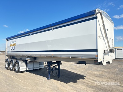 2022 Sloanebuilt 10.2 m Tri/A End Dump Trailer