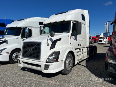 2012 Volvo VNL 6x4 Cabeza Tractora Cabina Dormitorio