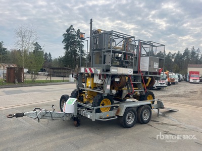 2011 France Elevateur LOR'AXE 4x4 Ride-On Hydraulic Railway Montacargas de construcción