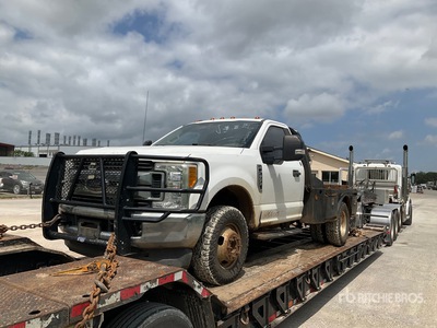 2017 Ford F-350 4x4 Pickup