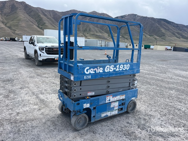 2017 Genie GS1930 Electric Scissor Lift