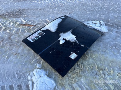 Quantity of (20) 3 ft x 4 ft Black Diamond Placche in metallo (Unused)