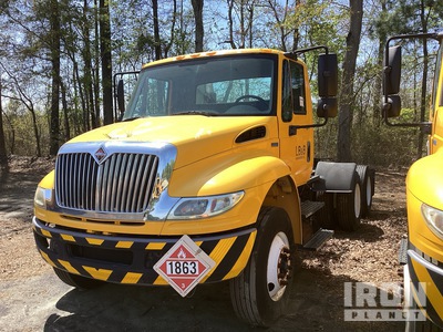 2013 International Durastar 4400 6x4 T/A Day Cab Truck Tractor