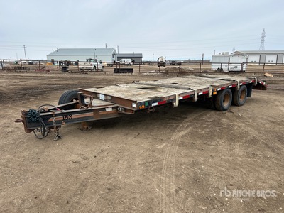 2011 Loadstar Trailers Inc. 24 ft T/A Apparatuur aanhangwagen