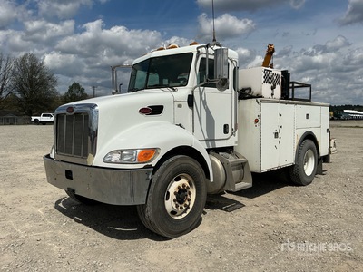 2009 Peterbilt 335 4x2 Service Truck