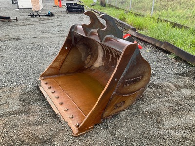 Daequip HE120 52 in Cleanup Excavator Bucket - Fits DX140LCR-5 HE120 WBM