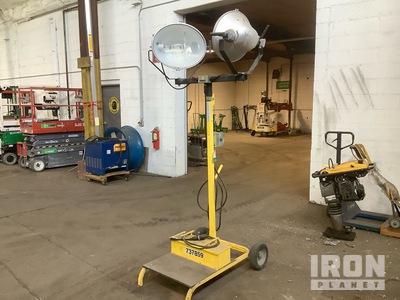 2015 CEP 5322 Light Tower