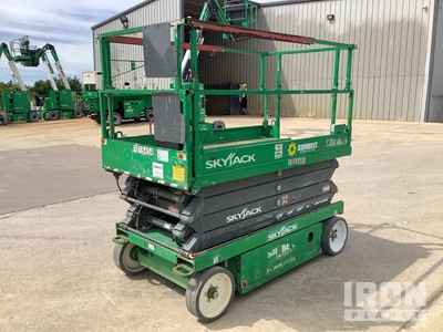 2017 Skyjack SJIII-4626 Electric Scissor Lift