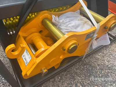 2026 Handy HEC320 Baggerkupplung - Fits Cat 320 (Unused)