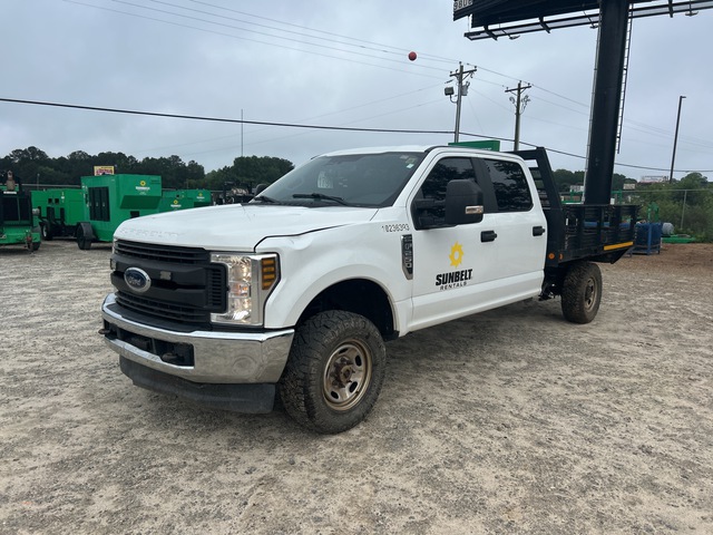 2019 Ford F-250 Super Duty XL 4x4 Crew Cab Flatbed Truck 2019 Ford F-250 Super Duty XL 4x4 Crew Cab Flatbed Truck