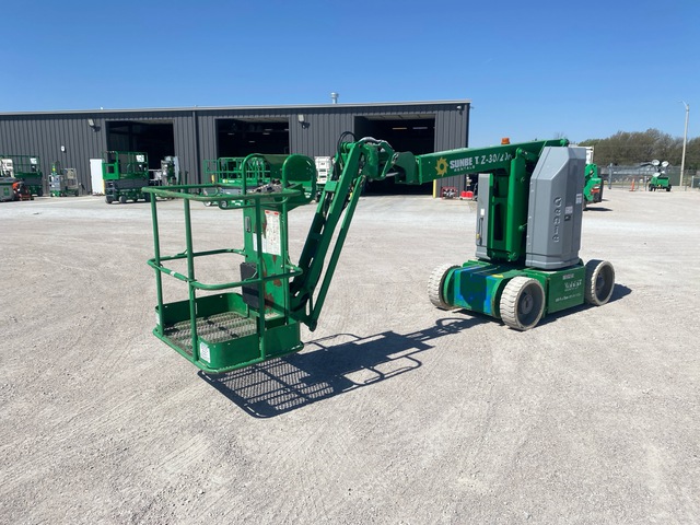 2016 Genie Z-30/20N RJ 2WD Electric Articulating Boom Lift 2016 Genie Z-30/20N RJ 2WD Electric Articulating Boom Lift