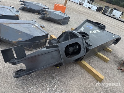 Genesis GMS500R 32 in Rotating Demolition Shear