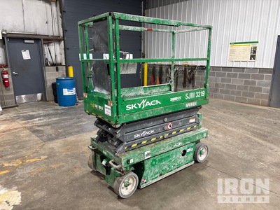 2015 Skyjack SJIII 3219 Electric منصة رفع متحركة