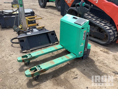 2023 Mitsubishi PW23 4500 lb Vérins de châssis