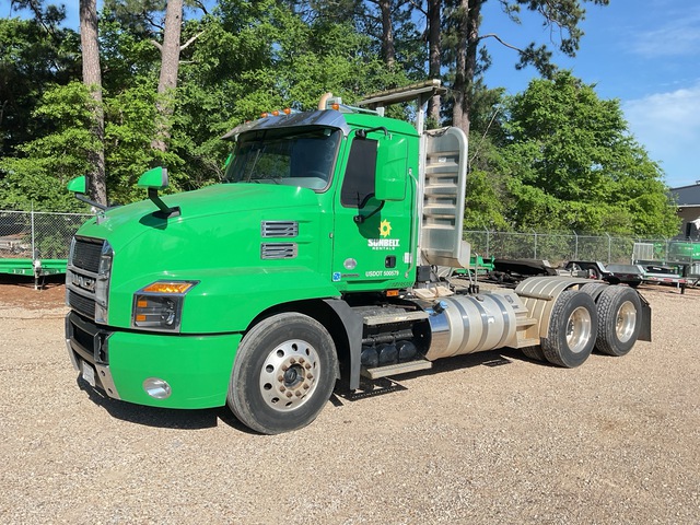 2020 Mack AN64T 6x4 T/A Day Cab Truck Tractor
