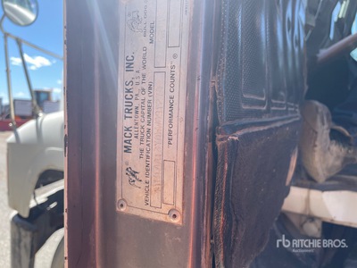 1998 Mack CH600 T/A Dump Truck