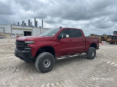 2022 Chevrolet Silverado 1500 Z71 4x4 Crew Cab Pickup