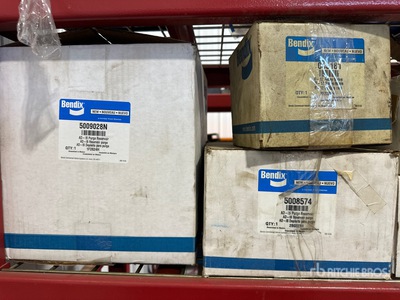 Quantity of Miscellaneous Parts Varios (Unused)