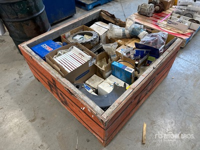 Quantity of Miscellaneous Parts Pièces diverses (Unused)