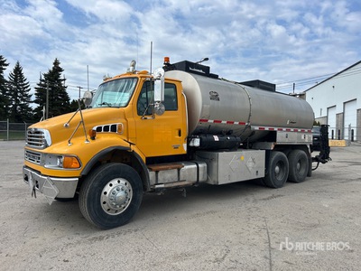 2006 Etnyre 3500 gal on 2007 Sterling Acterra 6x4 アスファルト運搬トラック