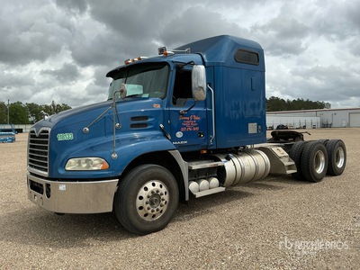 2017 Mack CXU613 6x4 T/A Sleeper Truck Tractor