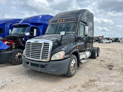 2008 Freightliner Cascadia 125 6x4 T/A Sleeper Truck Tractor